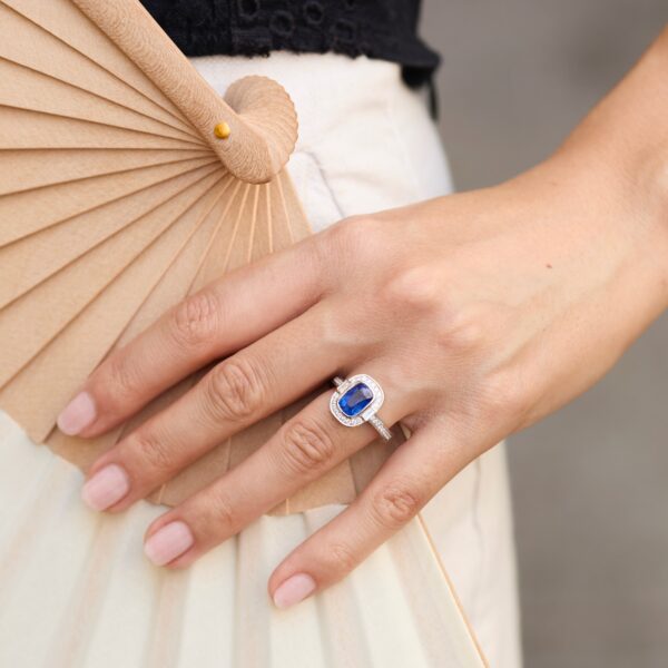 Bague Art Déco Saphir Bleu