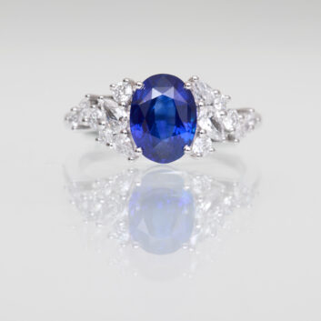 Horana Poire - Saphir Peacock 2.22 carats