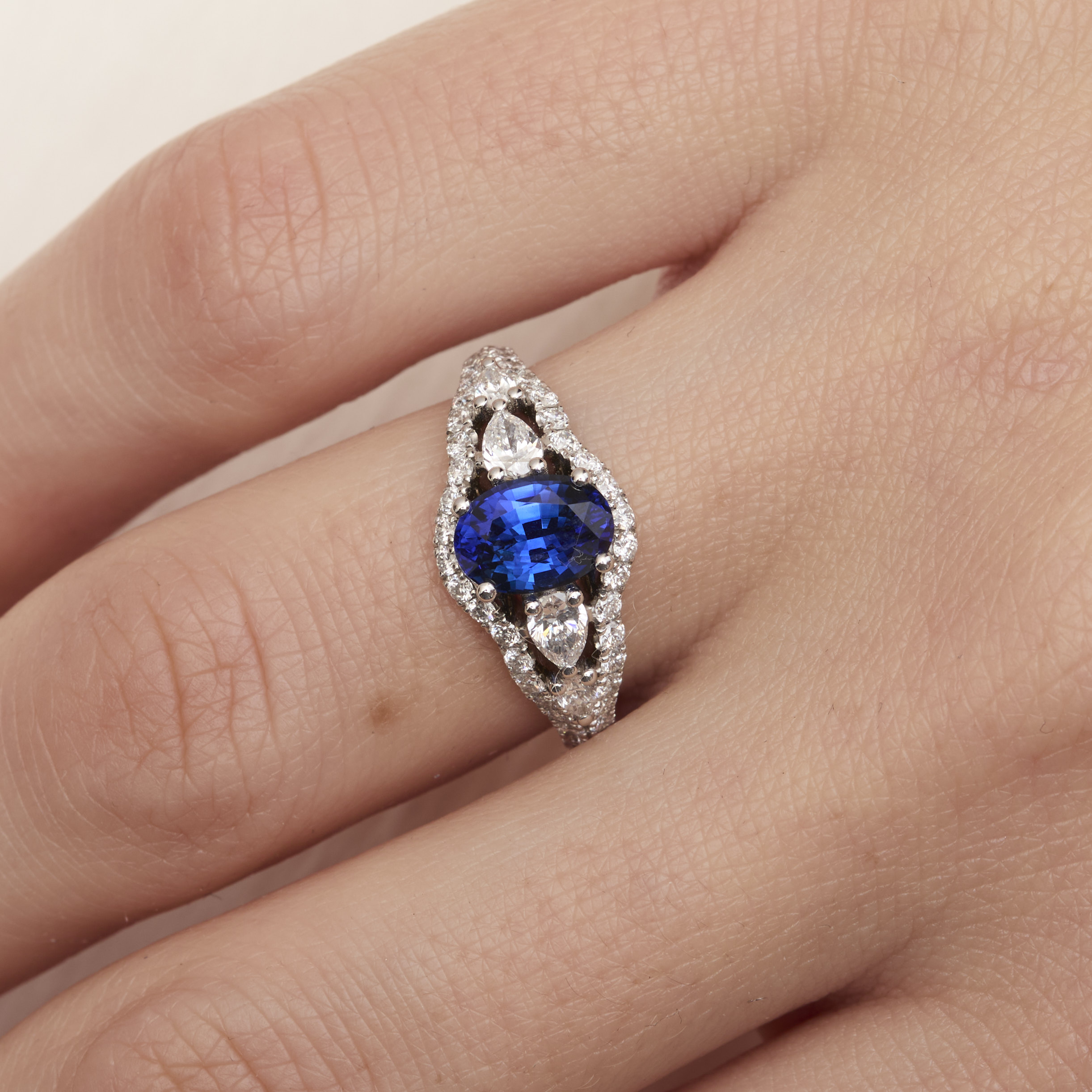 Bague Anne - Saphir Peacock 1.36 carats – Image 2